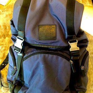 Vintage COACH backpack / duffel bag. Large.navy blue